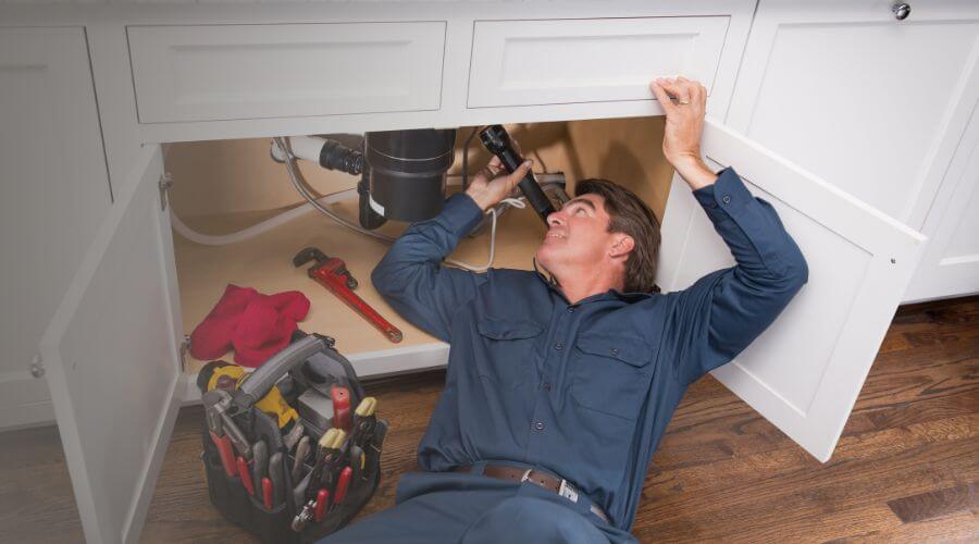 Local water heater installation in Loretto, MI
